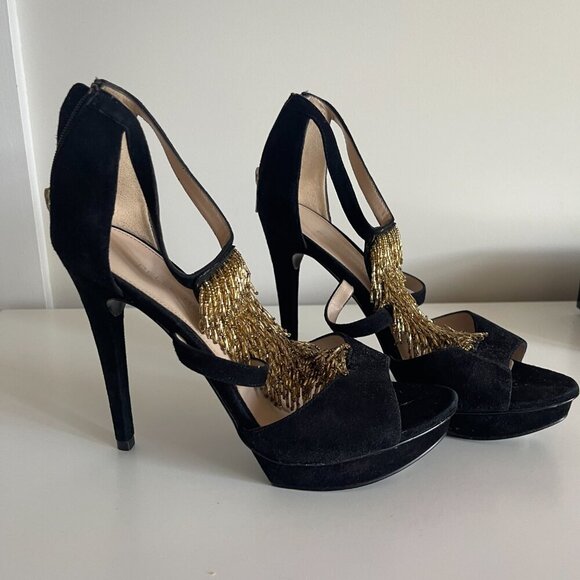 New Gold/Black Heel platform sandals - Picture 6 of 7